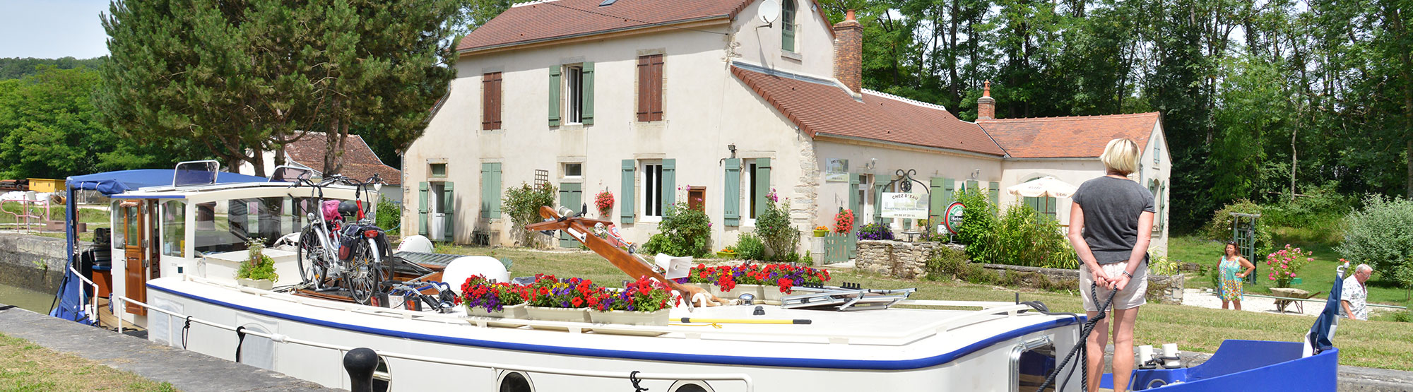 Maison d'hôtes péniche canal de Bourgogne